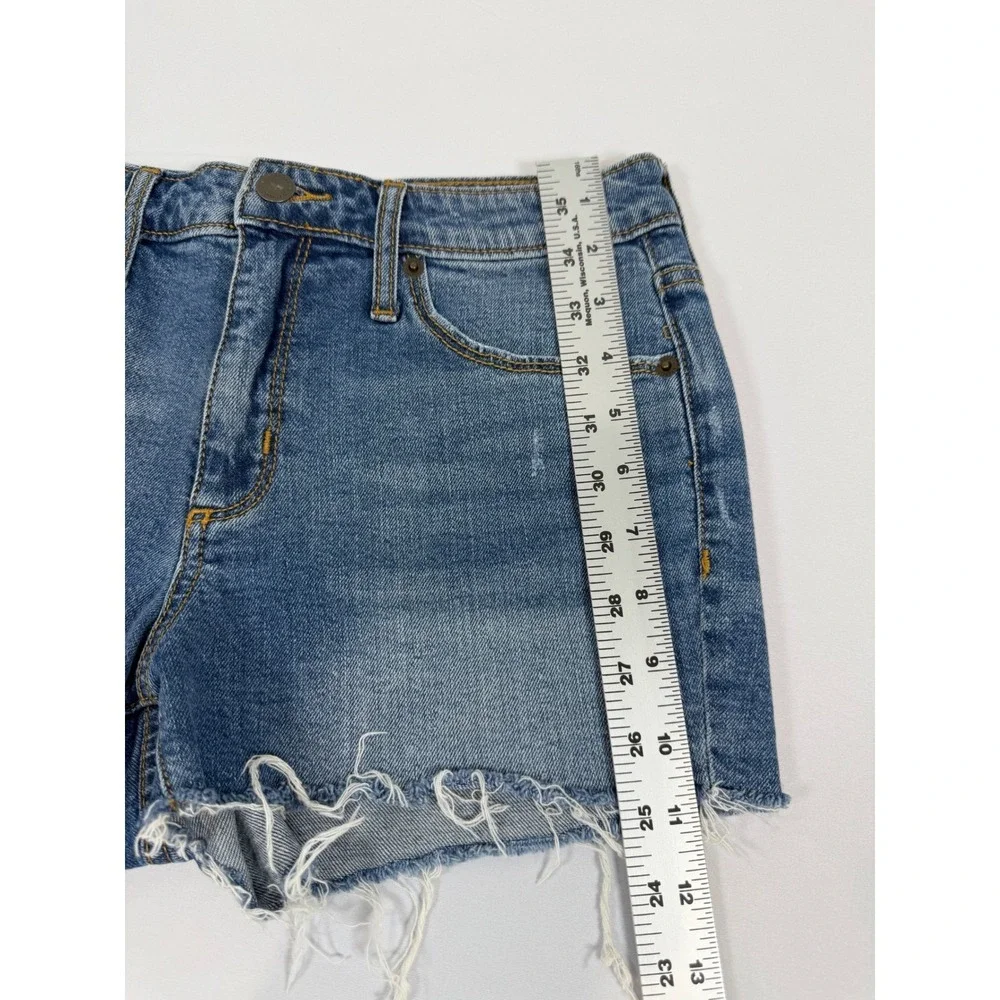 Universal Thread High Rise Short Denim Shorts Blue Raw Hem Size 4/27R Distressed